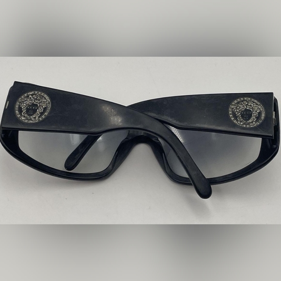 ✨Versace Sunglasses 👀😎 - Picture 2 of 4